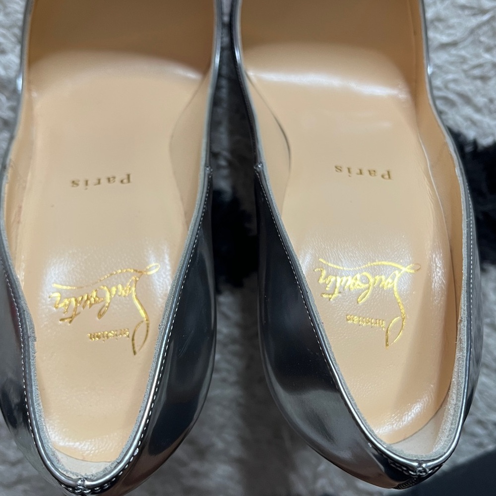 Christian Louboutin size 37.5 so Kate 120 Silver High Heel Pumps - Picture 6 of 16